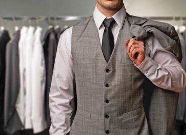 NHỮNG MẪU SUIT CẦN CÓ TRONG TỦ ĐỒ CỦA CÁC QUÝ ÔNG